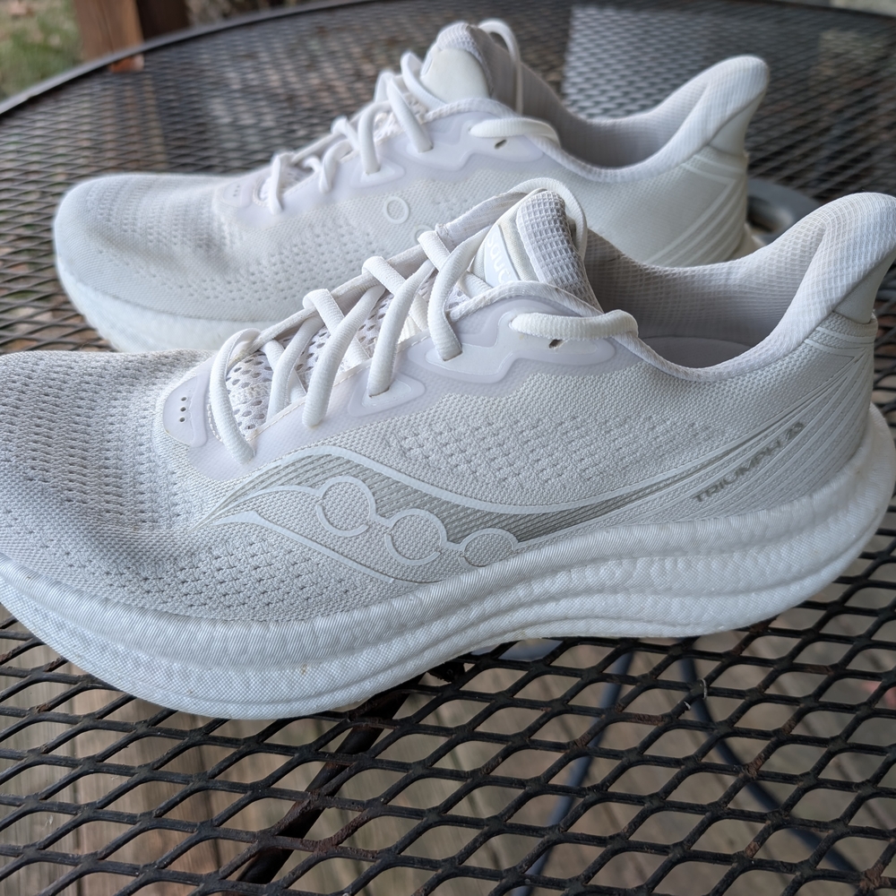 Saucony Men's Triumph 23 White